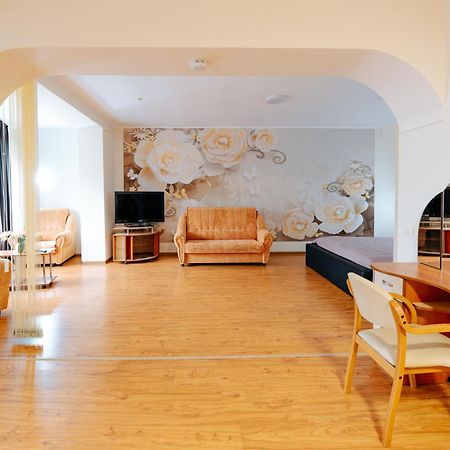 Villa Arus Chisinau Luaran gambar