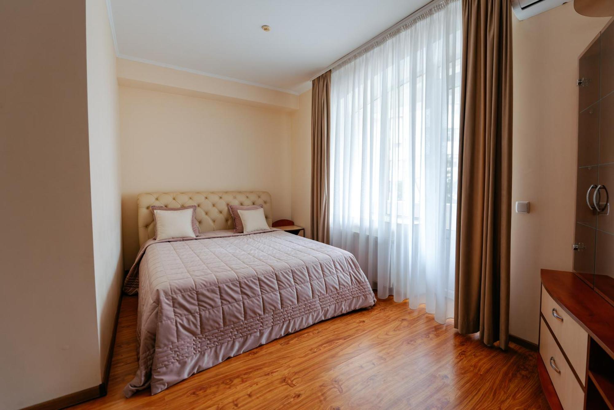 Villa Arus Chisinau Luaran gambar